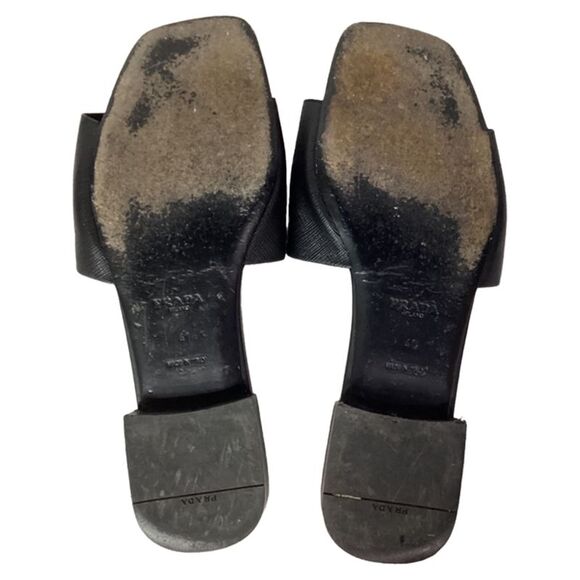 Prada Triangle-Logo Plaque Slide Flat Sandals in Black Leather - Picture 7 of 12